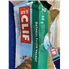 Image 3 : Oatmeal Raisin Walnut Clif Bar 12 x 68g