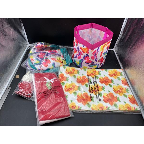 Placemats, Hand Towels and Bags