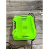 Image 2 : Greenworks Pro 80v Self-Propelled Wheelbarrow Self-propelled2.0Ah battery includedRapid charger10-in