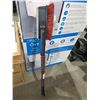 Image 1 : PolarXtreme Snow Brush 58"