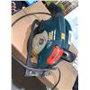 Image 1 : Black 7 Decker wood hawk circular saw