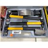Image 2 : 7 piece Multi tool auto body repair kit