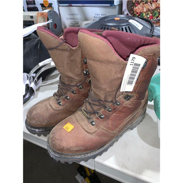 Cabelas Mens Hunting Boots size 7