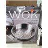 Image 2 : Stainless Steel Wok with Lid
