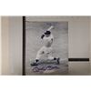 Image 1 : 8" X 10" AUTOGRAPHED PHOTO (MICKEY MANTLE) WITH