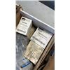 Image 8 : LOT OF VARIOUS AUTO PARTS