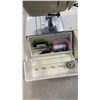 Image 2 : KENMORE 8 SEWING MACHINE