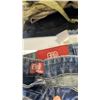 Image 2 : LOT OF NEW JEANS SIZE 32 WAIST