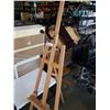 Image 3 : 6FT WOODEN EASEL