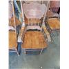 Image 3 : 6 PRESSBACK CHAIRS