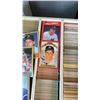 Image 6 : LARGE BOX OF 80's AND 90's ESTATE BASEBALL CARDS