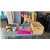 Image 1 : M&M CUPS WITH BAMBI CUTOUT, OWL FIGURE AND DANCE MAT