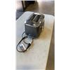 Image 2 : BREVILLE LUXE 2 SLICE TOASTER TESTED AND WORKING - RETAIL $199