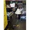 Image 1 : 2 FLOOR LAMPS