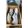 Image 2 : MIZUNO MENS SHOES SIZE 10.5