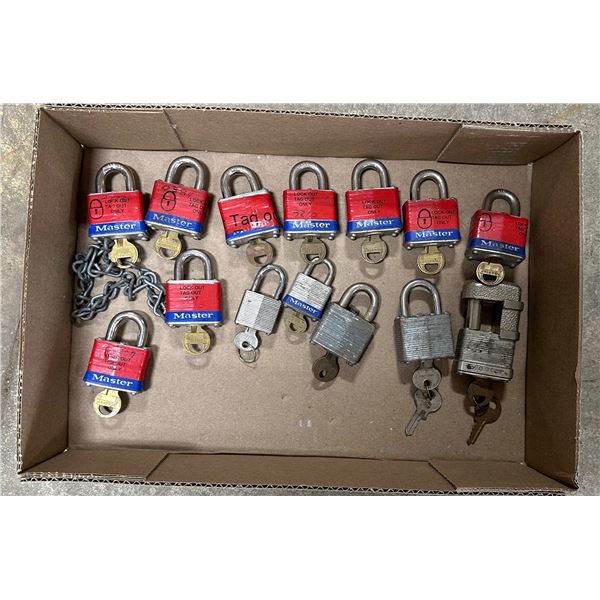 MASTER BRAND LOCKS WITH KEYS, LOT OF 14 - Cornerbids