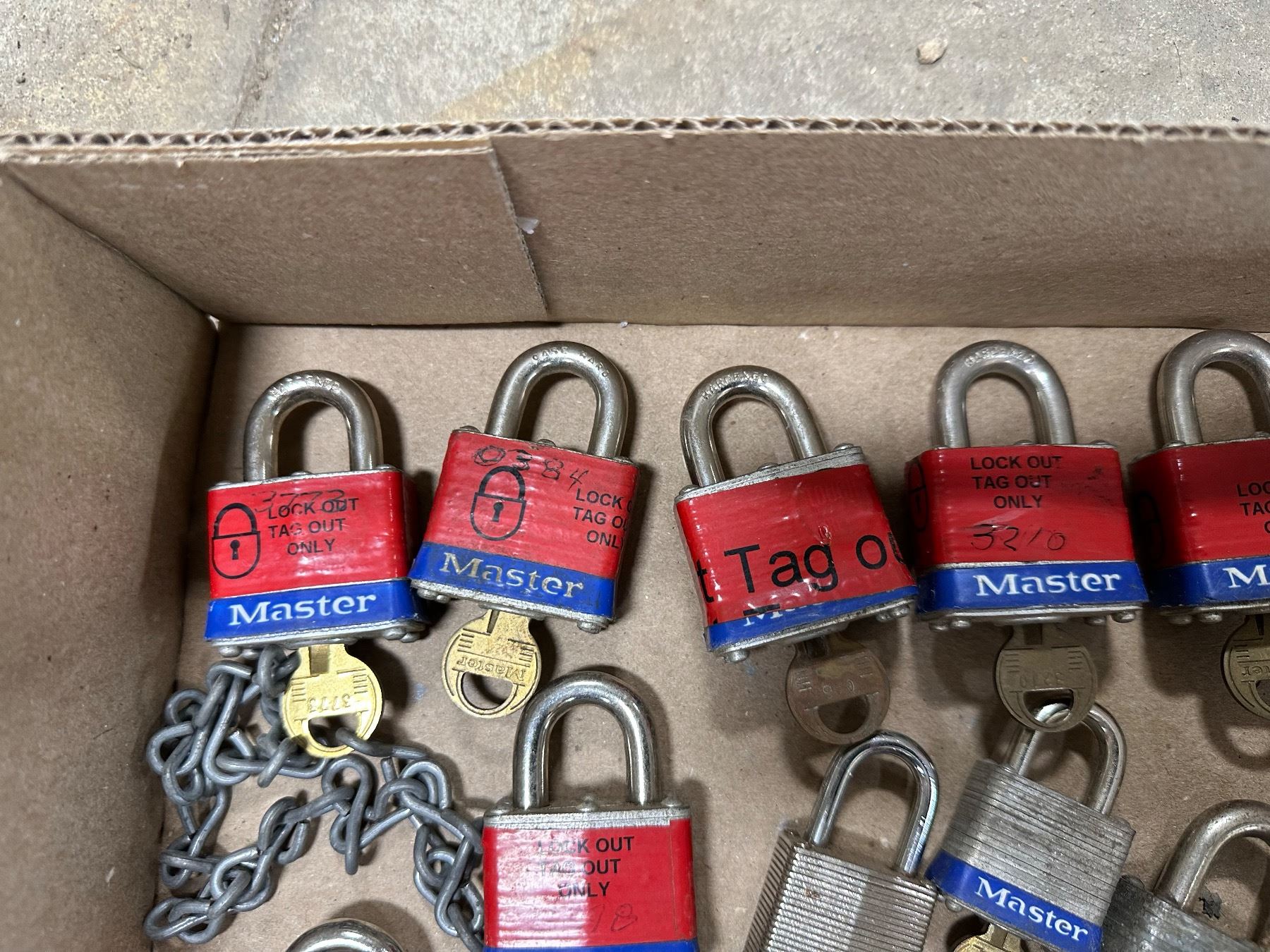 MASTER BRAND LOCKS WITH KEYS, LOT OF 14