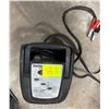 Image 1 : BATTERY CHARGER