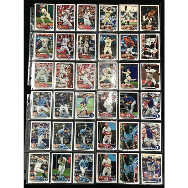  LOT OF MLB CARDS