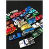 Image 1 : LARGE LOT OF DIECAST CARS