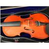 Image 2 : LIKE NEW VIOLIN WITH CASE