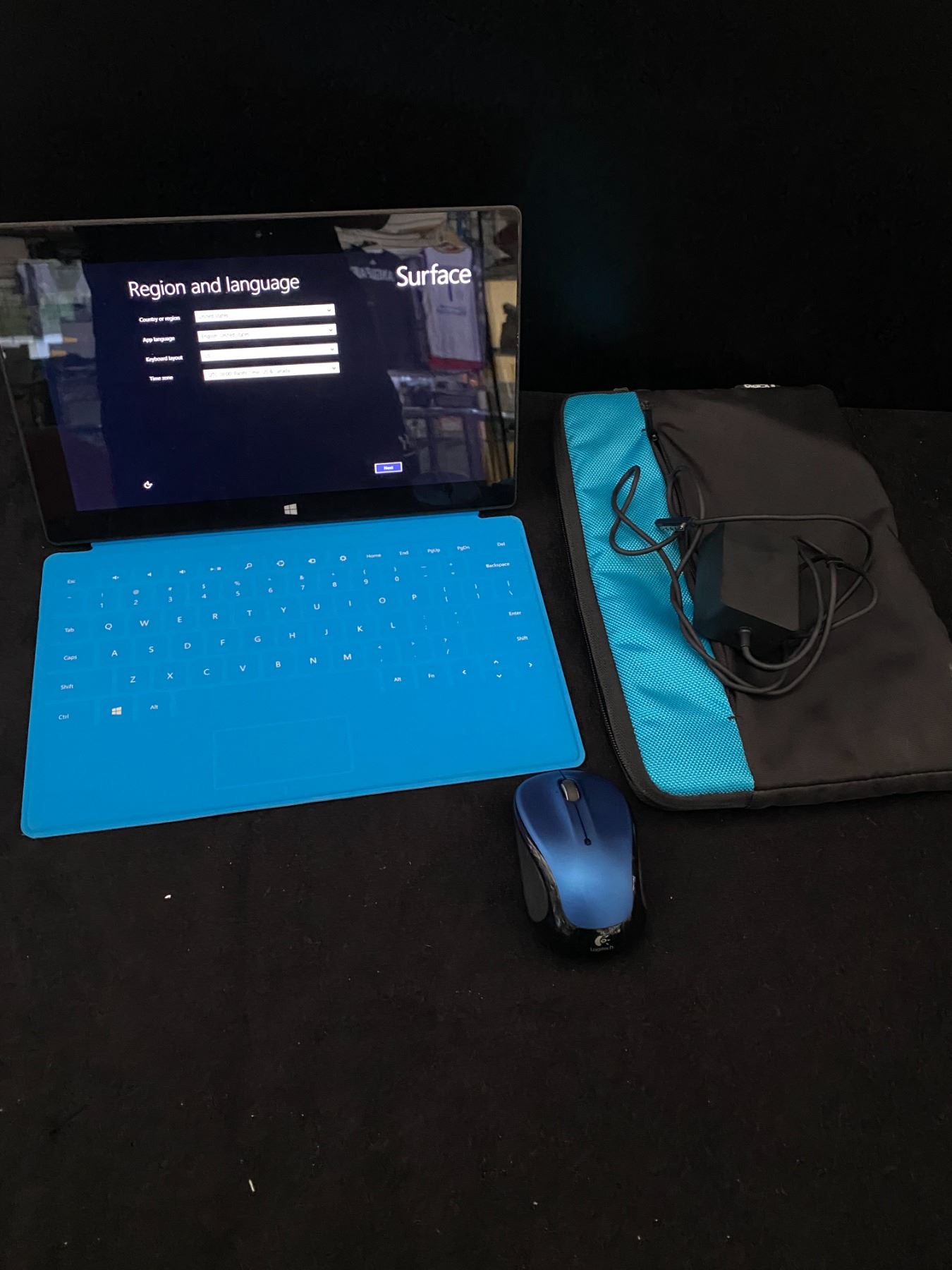 MICROSOFT SURFACE WORKING WITH KEYBOARD AND MOUSE AND BAG HAS BEEN