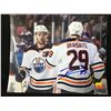 Image 1 : LEON DRAISAITL SIGNED 8X10 PHOTO GCG COA