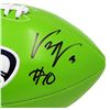 Image 2 : KENNETH WALKER III SIGNED SEATTLE SEAHAWKS FOOTBAL (BECKETT COA)