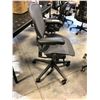 Image 2 : HERMAN MILLER AERON GRAPHITE FULLY ADJUSTABLE GAMING CHAIR (SIZE B), RETAIL VALUE $1,805.00 CAD