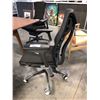Image 3 : HERMAN MILLER EMBODY BLACK/GRAPHITE FULLY ADJUSTABLE GAMING TASK CHAIR, RETAIL VALUE $2,960 CAD
