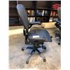 Image 2 : HERMAN MILLER AERON BLACK FULLY ADJUSTABLE TASK CHAIR (SIZE C), RETAIL VALUE $2,000.00 CAD