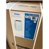 Image 2 : DANBY WHITE 3 IN 1 12,000 BTU PORTABLE AIR CONDITIONER