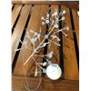 Image 1 : DESIGN WITHIN REACH HERACLEUM III ENDLESS PENDANT LIGHT, WHITE, RETAIL VALUE $5,357.75 CAD