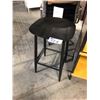 Image 1 : DESIGN WITHIN REACH BLACK OAK STOOL