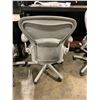 Image 2 : *L* GREY HERMAN MILLER AERON ERGONOMIC TASK CHAIR SIZE MEDIUM - WITH LUMBAR SUPPORT