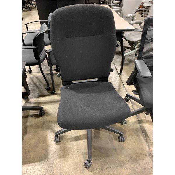 *L* TEKNION SAVERA  SYNCHRO - TILTER TASK CHAIR