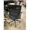 Image 2 : *L* BLACK MESH BACK ERGONOMIC  TASK CHAIR STYLE A