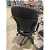 Image 2 : *L* TEKNION SAVERA SYNCHRO - TILTER TASK CHAIR WITH ARMSMS