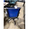 Image 2 : *L* STEELCASE BLUE MESH BACK ERGONOMIC TASK CHAIR