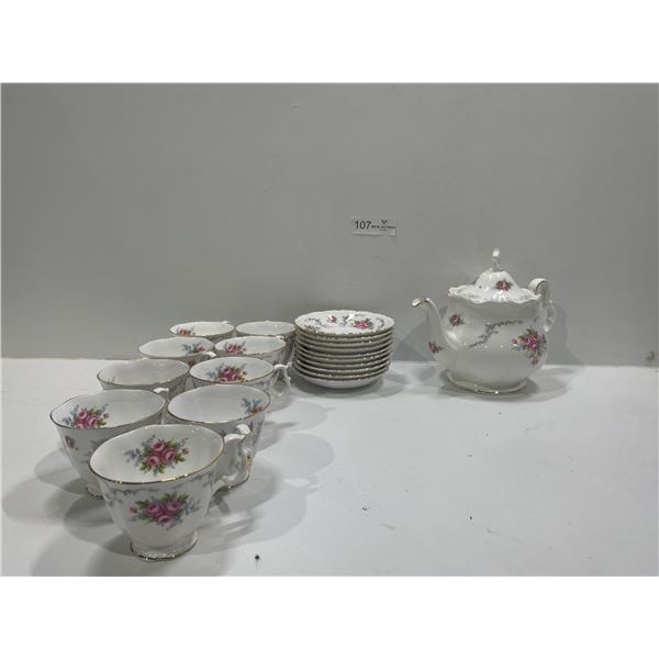 Royal Albert Tranquility Dish set