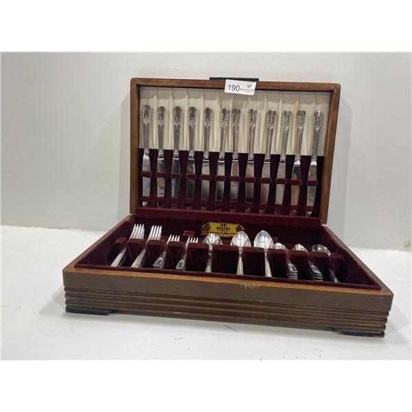 Beautiful Stainless Steel Cutlery Set