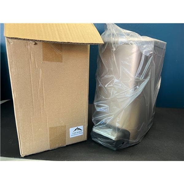 Lot of 1 Pedal Trash Can (1.3gal) - Gold Colour