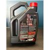 Image 2 : Lot of 1 Jug of Motul 10W-50 4-Stroke Motor Oil - 100% Synthetic
