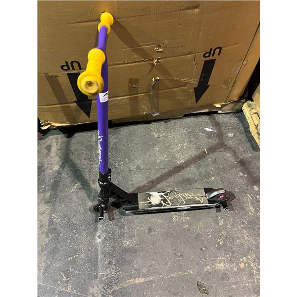 Lot of 1 Kids Scooter - Used