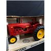 Image 2 : ERTL Vintage Tractor Die Cast Metal 1/16 Scale - Massey Harris 44