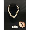 Image 1 : Gorgeous Unusual & Rare Shell Necklace, 17" L & Matching Stretch Bracelet