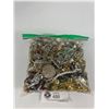 Image 1 : Large Bag Of Costume Jewelry & Pieces