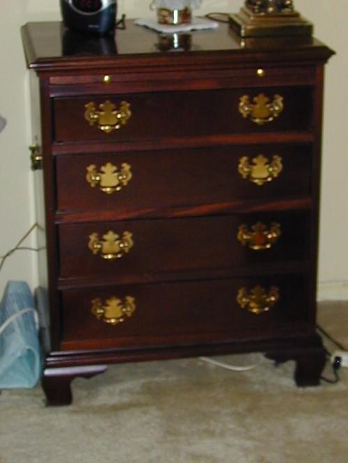 Hickory & White "The American Masterpiece Collection" Mahogany 4 Drawer Night Stand (2x)