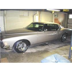 1971 Buick Riviera 2dr.