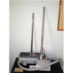 Electrolux L-E Canister Vacuum with Attachments